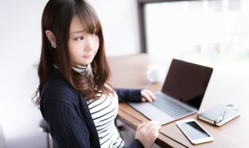 主婦に人気の副業!旦那にバレずにできるお仕事特集